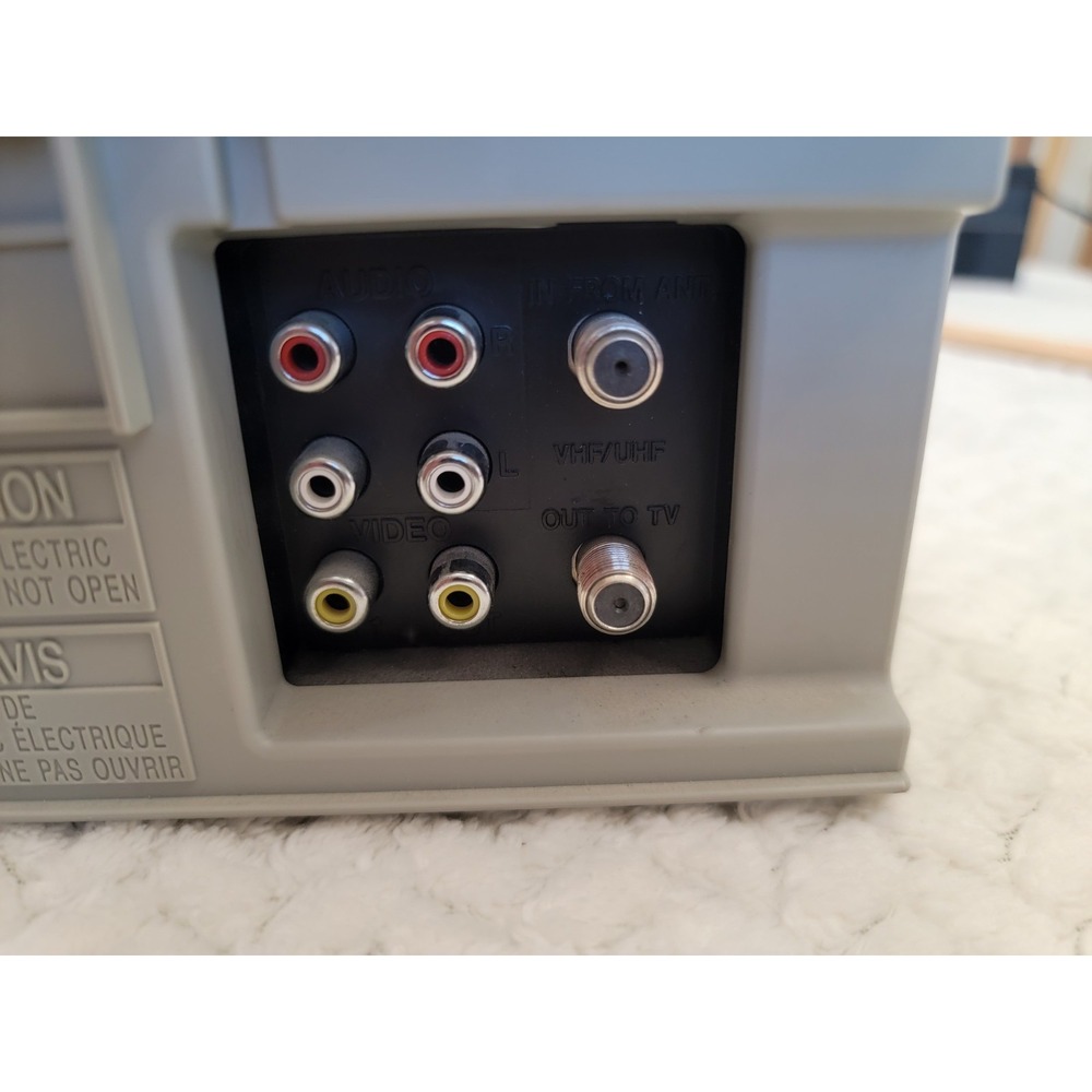 Panasonic PV-V4524S VHS VCR Omnivision Video Cassette Player NO Remote/Tested! - Picture 7 of 7